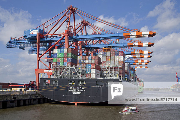Containerterminal Eurogate  Hafen  Hamburg  Deutschland  Europa  ÖffentlicherGrund