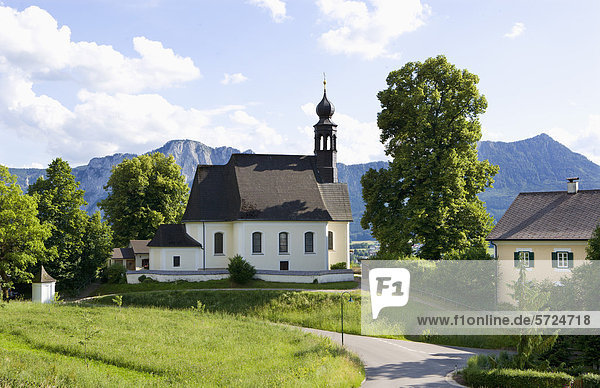 Österreich  Blick auf die Wallfahrtskirche Maria Hilf