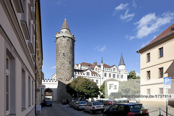 Alte Kaserne und Wendischer Turm  Finanzamt  Bautzen  Budysin  Lausitz  Oberlausitz  Sachsen  Deutschland  Europa  ÖffentlicherGrund