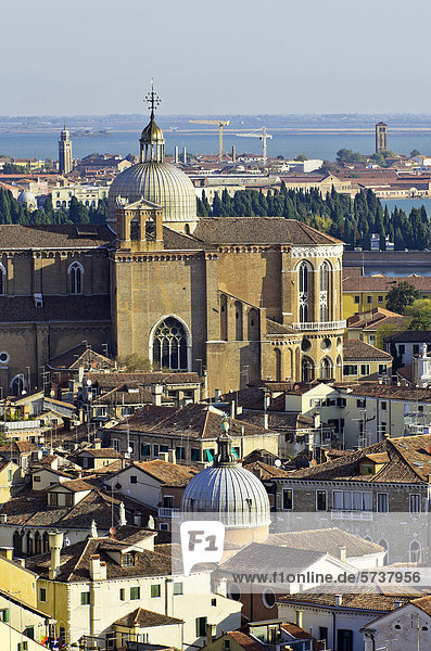 Blick auf die Kirche Santa Maria Formosa  Venedig  Venezien  Italien  Europa