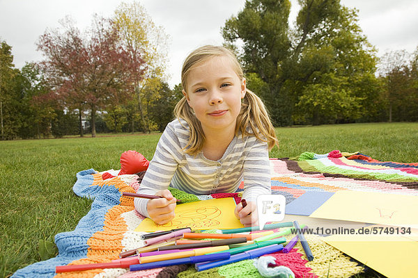 Decke  Picknick  Zeichnung  Mädchen