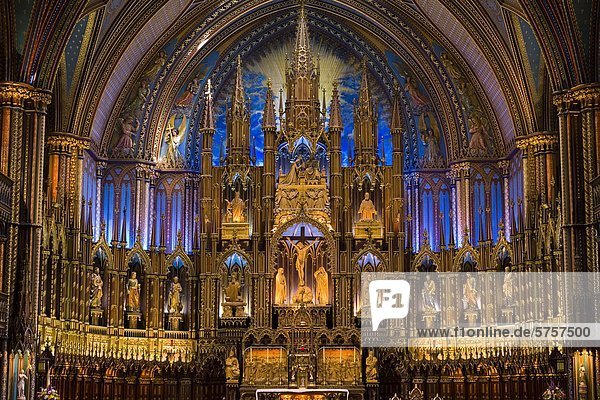 Innenraum verändern Notre-Basilika  am Place d ' Armes in Old Montreal  Quebec  Kanada.