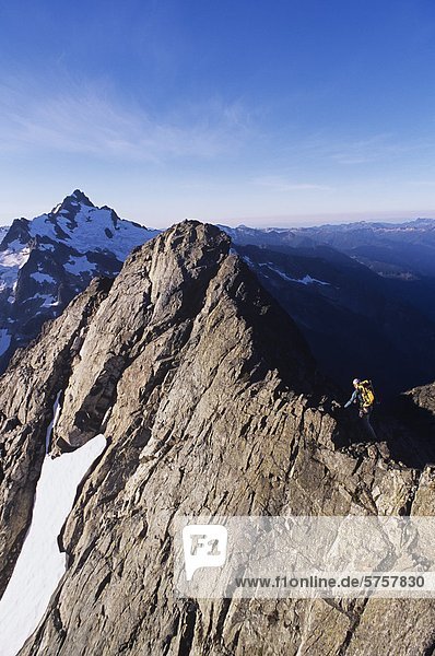 Bergsteiger auf der Tantalus-Traverse  die Coast Mountains im Süden British Columbias  Squamish  Kanada