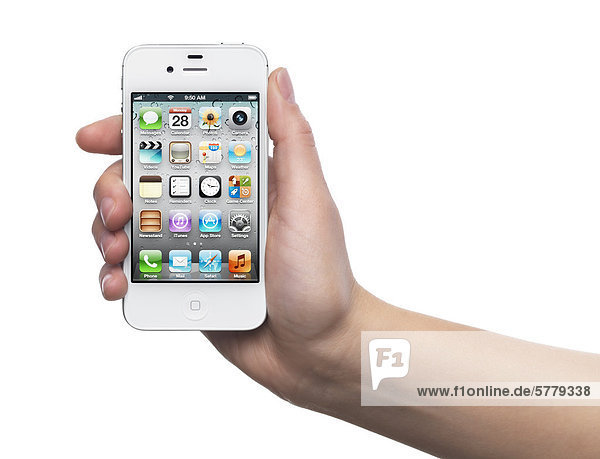 Weiße iPhone 4s Apple Smartphone in der Hand. Isoliert auf weißem Hintergrund.