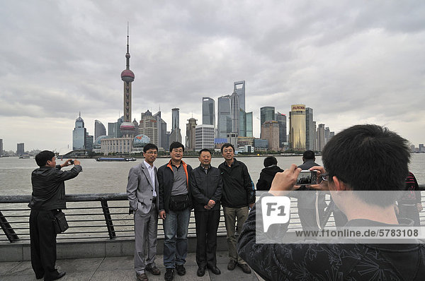 Tourist China Asien Oriental Pearl Tower Shanghai