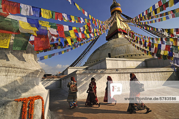 Gebetsfahnen am Bodnath Stupa  Kathmandu  Kathmandutal  UNESCO Weltkulturerbe  Nepal  Asien