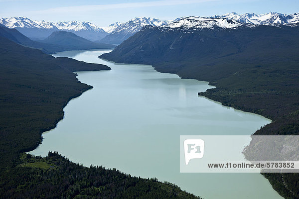 Luftaufnahmen über der Taseko Lake in der South Cariboo Chilcotin Region British Columbia Kanada