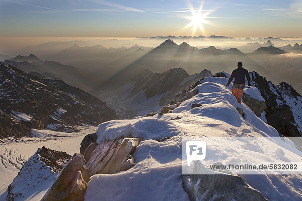 Sunrise on Ruderhofspitze mountain  main chain of the Alps  Stubai Alps  northern Tyrol  Tyrol  Austria  Europe