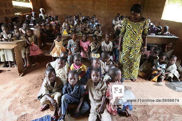 Grundschule in Afrika  Hevie  Benin  Westafrika  Afrika