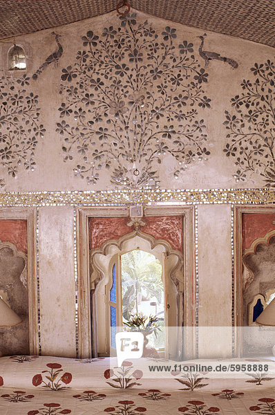 Schlafzimmer-Suite  Deo Garh Palace Hotel  Deo Garh (Deogarh)  Rajasthan state  Indien  Asien