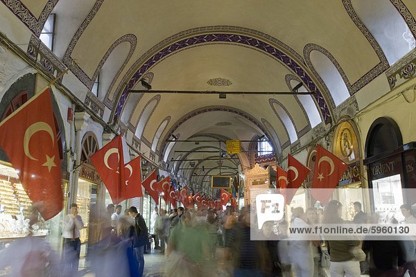 Großer Basar (Kapali Carsi)  Istanbul  Türkei  Europa