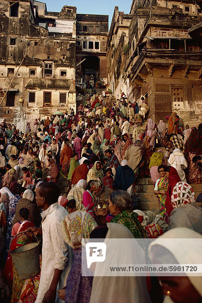 Crowds on the Panchaganga ghat during Kartik Poonima festival  Varanasi  Uttar Pradesh state  India  Asia