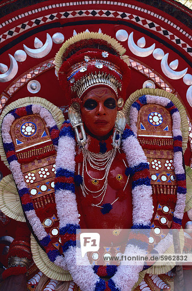 Chamundi Deity Teyyam Ritual Dance Nellilkathuruth Temple Chervanthur Kerala state India Asia