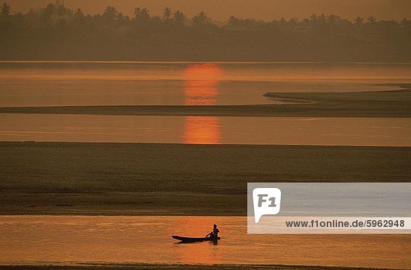 Der Mekong-Fluss  Vientiane  Laos  Indochina  Südostasien  Asien