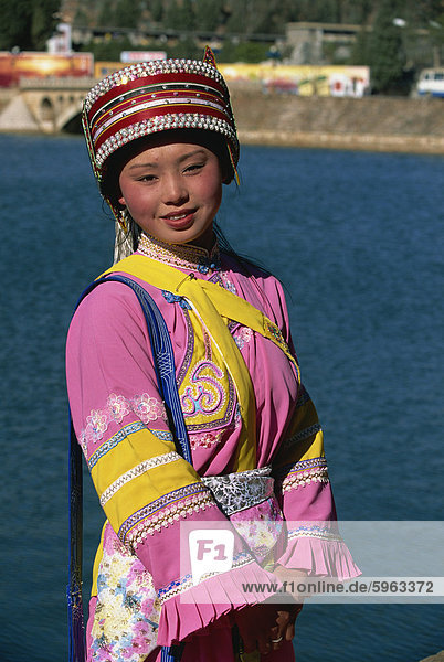 Mädchen aus Sani Minderheit  Steinwald (Shilin)  Yunnan  China  Asien