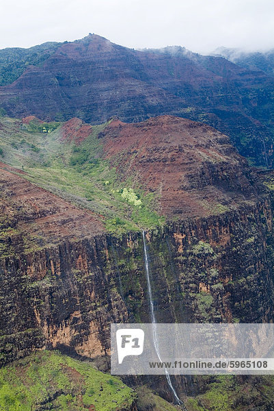 Luftbild des Inneren der Insel Kauai  einschließlich Waimea Canyon  Hawaii  Vereinigte Staaten von Amerika  Nordamerika