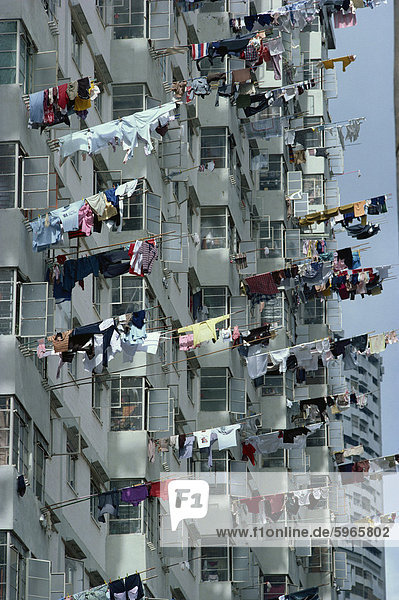 hoch oben nahe Außenaufnahme waschen Stange hängen Apartment Bambus Südostasien Asien Singapur