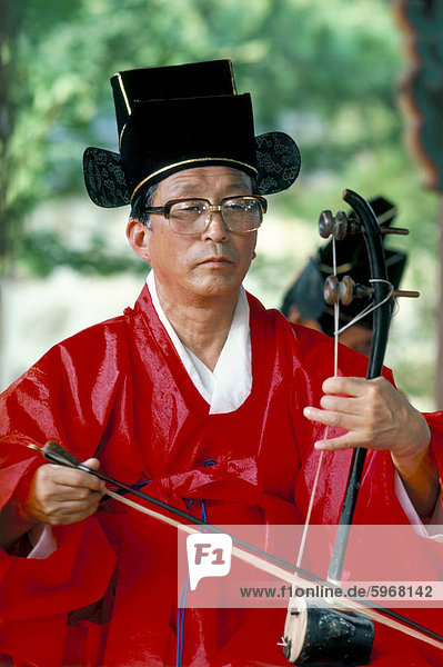 Konfuzianische Zeremonie  Chon Myo Schrein  Seoul  Südkorea  Asien