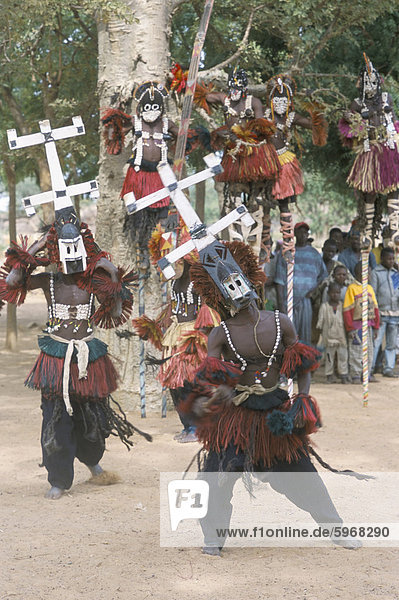 Maskierte Tänzer  Sangha  Dogon Gebiet  Mali  Afrika