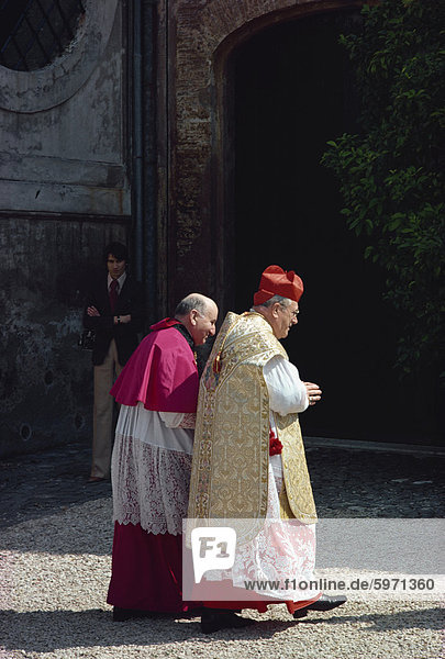 Kardinal und Bischof  Rom  Latium  Italien  Europa
