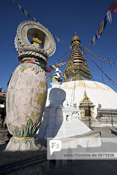 Buddhistische Stupa  Swayambhu (Swayambhunath)  UNESCO Weltkulturerbe  Kathmandu  Nepal  Asien
