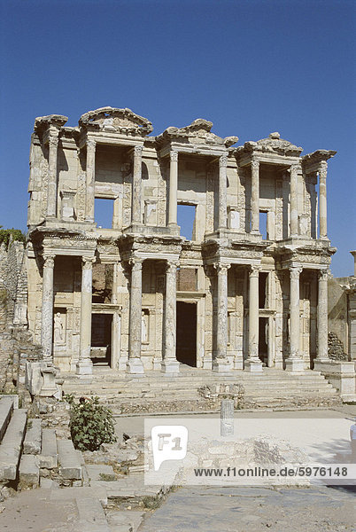 Reconstructed Library of Celsus  archaeological site  Ephesus  Anatolia  Turkey  Asia Minor