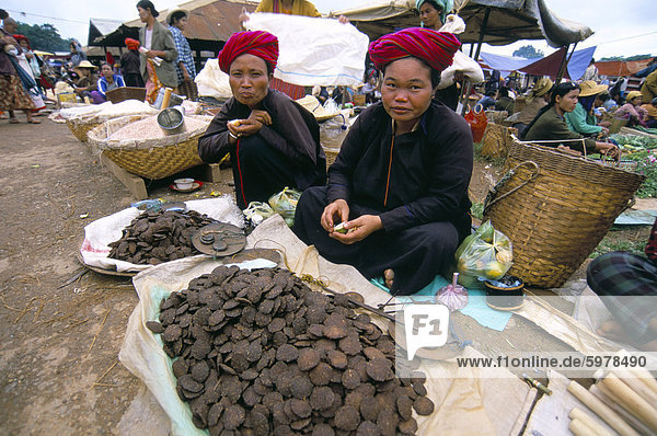 Pa-o women at market  Heho  Shan State  Myanmar (Burma)  Asia