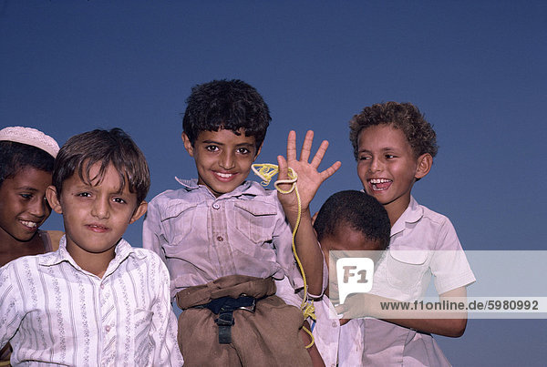Porträt des jungen  Bait al Fadih  Jemen  Naher Osten
