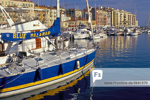 Port  Nizza  Alpes Maritimes  Cote d ' Azur  Côte d ' Azur  Provence  Frankreich  Mediterranean  Europa
