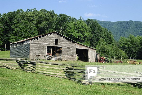 Vereinigte Staaten von Amerika USA Gemeinschaft Nordamerika Gewölbe Bauernhof Hof Höfe Great Smoky Mountains Nationalpark alt Tennessee