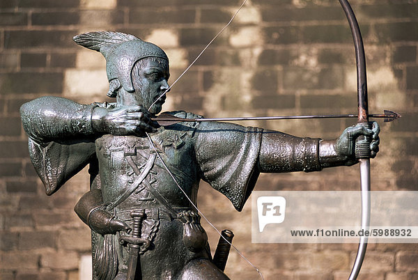 Statue of Robin Hood  Nottingham  Nottinghamshire  England  United Kingdom  Europe