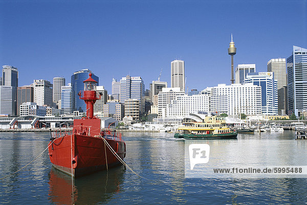 Feuerschiff und City-Skyline  Darling Harbour  Sydney  New South Wales (NSW)  Australien  Pazifik