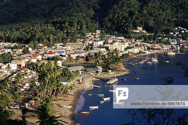 Blick über Soufriere  St. Lucia  Windward-Inseln  West Indies  Caribbean  Central America