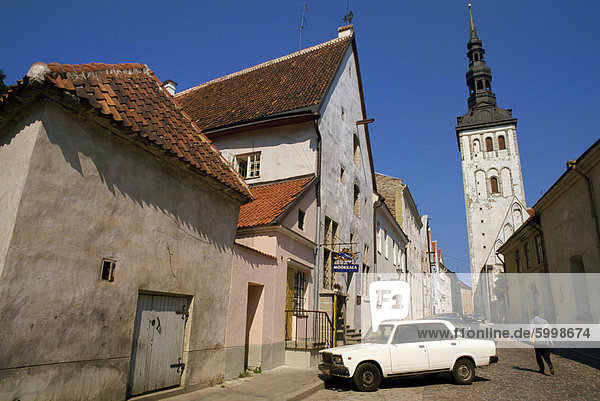 Street scene and the Niguliste Church tower  in the Old Town  Tallinn  Estonia  Baltic States  Europe