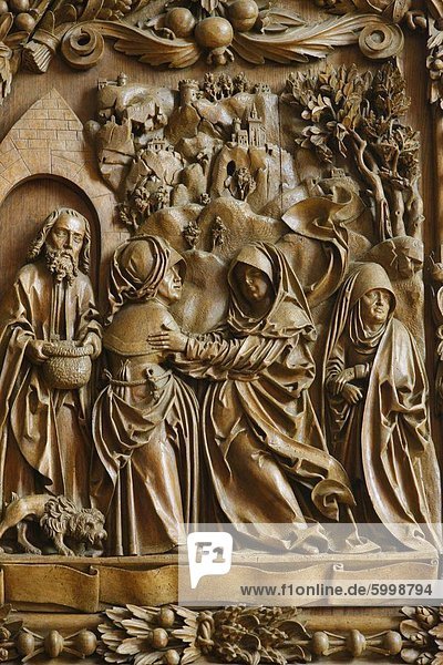 Detail Details Ausschnitt Ausschnitte Europa Heiligtum Regenwald schnitzen Jungfrau Maria Madonna Besuch Treffen trifft Altar Österreich Niederösterreich