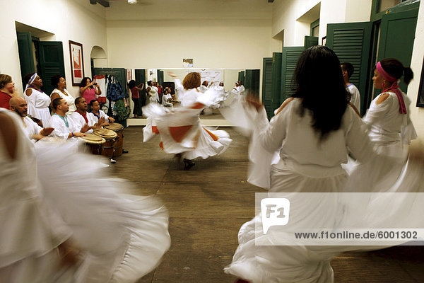 Escuela de Bomba y Plena Dona Brenes in der Altstadt  wo traditionelle Tänze erlernt werden können  San Juan  Puerto Rico  Karibik  Caribbean  Mittelamerika