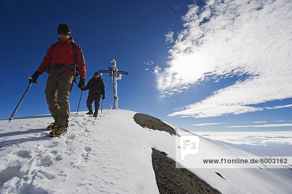 Climbers on summit of El Misti volcano  5822m  Arequipa  Peru  South America