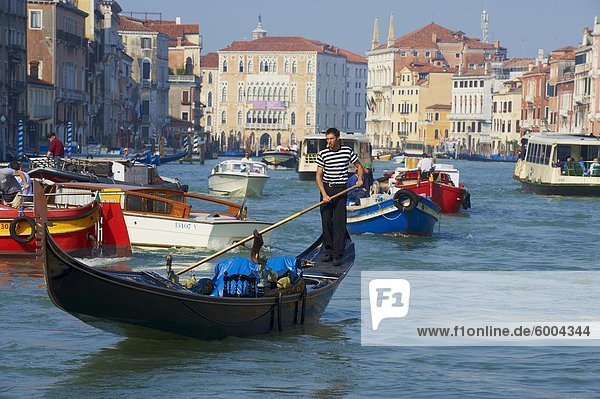 Boats and gondolas on the Grand Canal  Venice  UNESCO World Heritage Site  Veneto  Italy  Europe