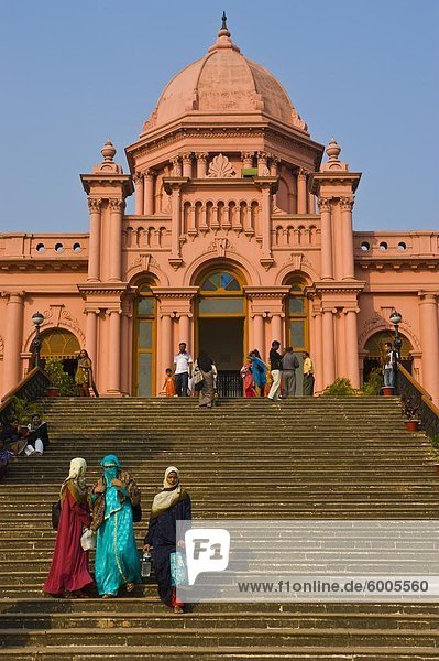 Die rosa gefärbt Ahsan Manzil Palast in Dhaka  Bangladesch  Asien