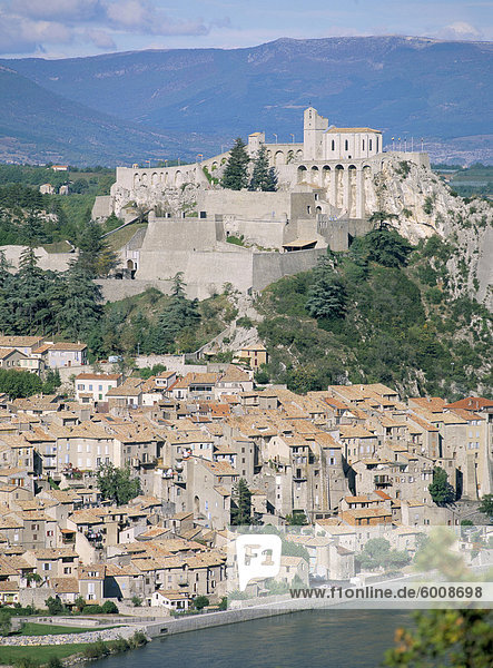 Frankreich Europa Stadt Ignoranz Fluss Provence - Alpes-Cote d Azur Zitadelle