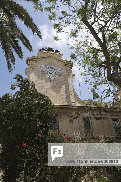 Glockenturm mit Glocken  Palast des Großmeisters  Valletta  Malta  Europa