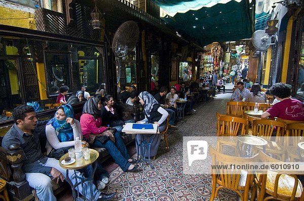 World famous El Fishawy coffee house  Cairo  Egypt  North Africa  Africa