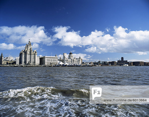 Liverpool und den Fluss Mersey  Merseyside  England  Vereinigtes Königreich  Europa