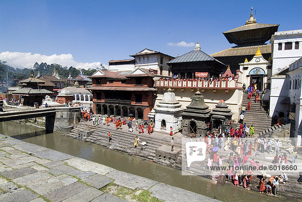 Hindu-fest  Pashupatinath Tempel  Kathmandu  Nepal  Asien