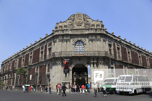 Palacio de la Escuela de Medicina (Palace of the School of Medicine)  Plaza de Santo Domingo  Mexico City  Mexico  North America