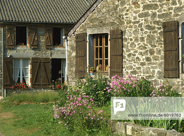 Frankreich Europa Außenaufnahme Wohnhaus Dorf Picardie