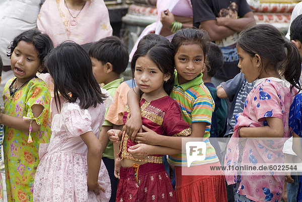 School girls  Swayambhunath (Monkey Temple)  Kathmandu  Nepal  Asia