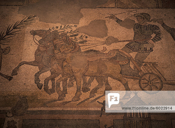 Mosaik der großen Jagd  aus dem 4. Jahrhundert n. Chr.  Villa Romana del Casale  in der Nähe von Piazza Armerina  Sizilien  Italien  Europa