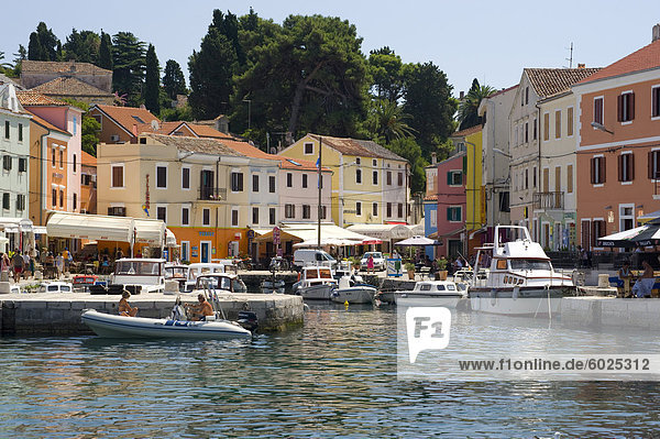 Hafen Europa bunt Insel Geographie Adriatisches Meer Adria Kroatien Losinj