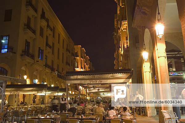 Street side cafe area  Place d'Etoile (Nejmeh Square) at night  downtown  Beirut  Lebanon  Middle East